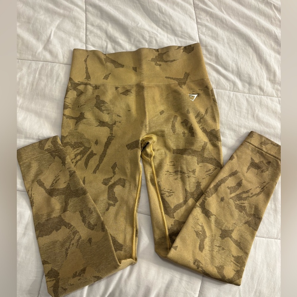 Camouflage High-Waisted Leggings